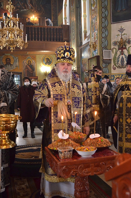 «Ныне Силы Небесныя с нами невидимо служат…»