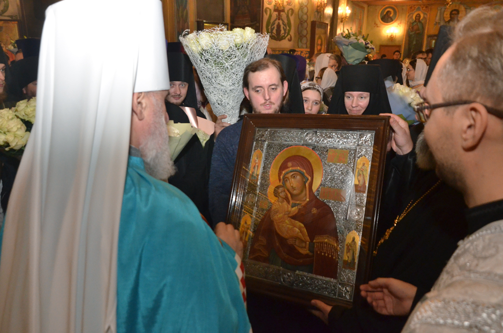 Глава Пермской митрополии совершил Великую вечерню праздника Рождества Христова