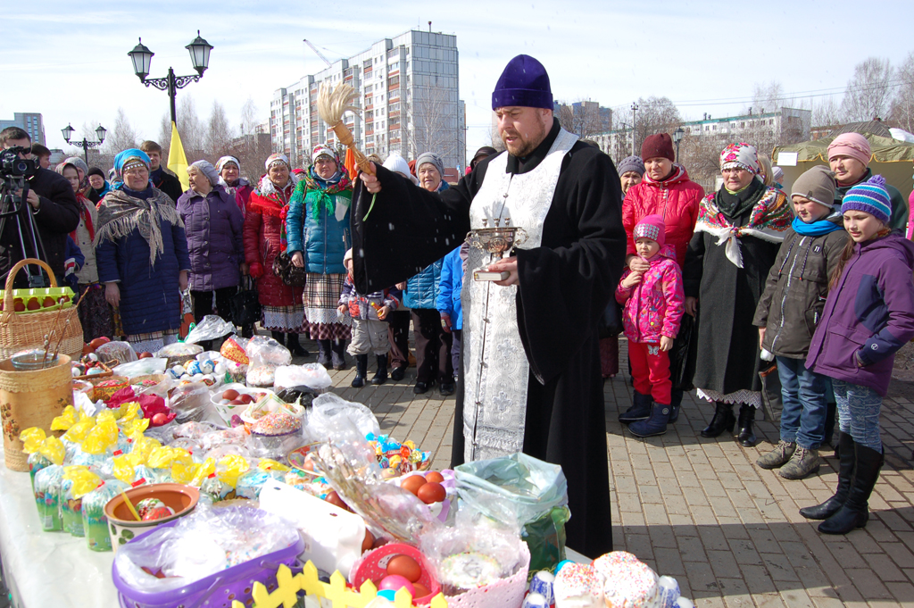 Отмечали Пасху жители Зари…