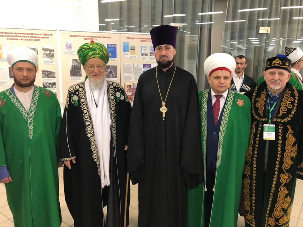 Секретарь Пермского епархиального управления принял участие в открытии выставки «Мусульманский мир»