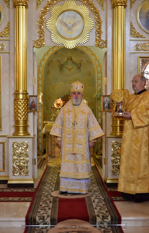 Архиерейское богослужение в день памяти святителя Митрофана, епископа Воронежского