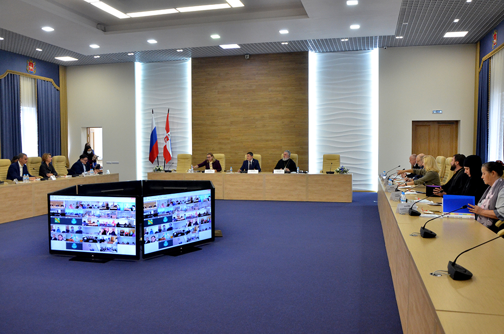 В Перми прошла международная конференция, посвященная Дому Романовых