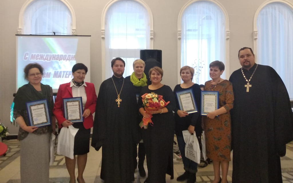 Состоялся праздник для матерей-волонтеров