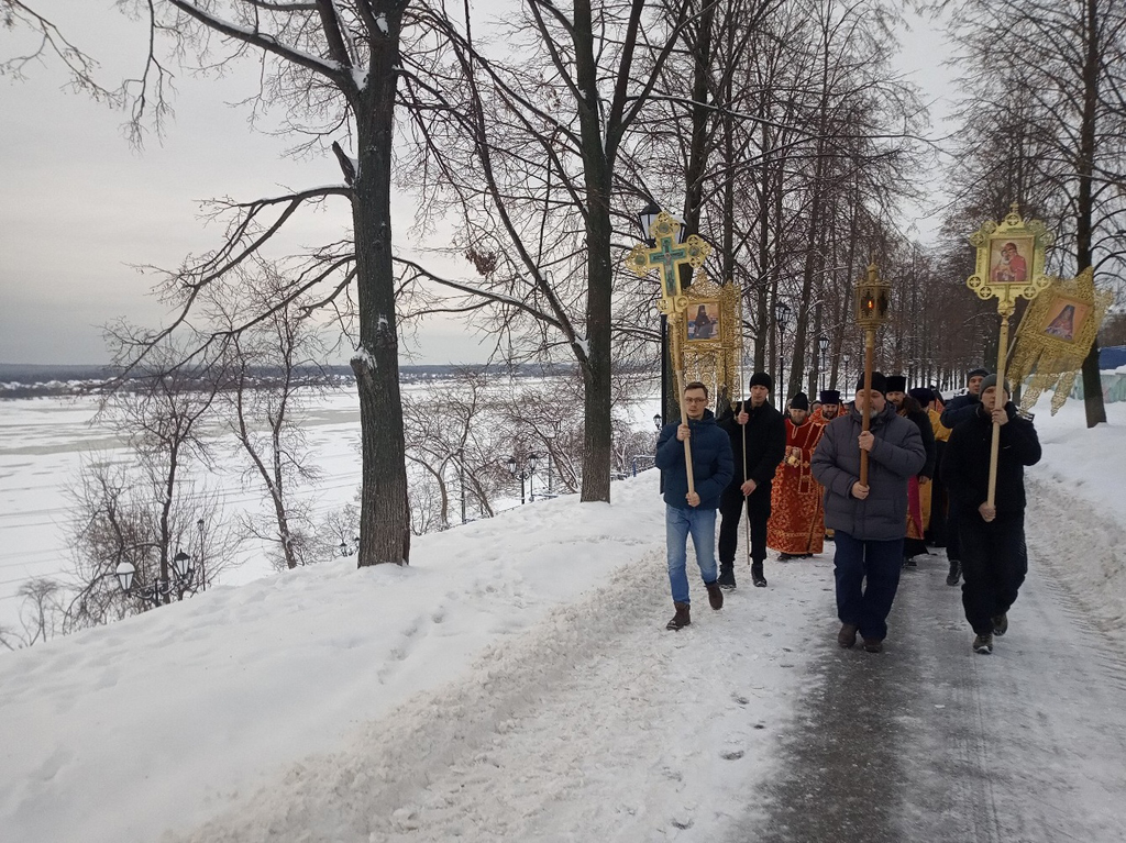 Крестный ход памяти священномученика Феофана, епископа Соликамского