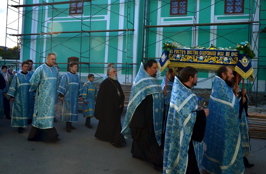 Архипастырь совершил Чин погребения Пресвятой Богородицы 